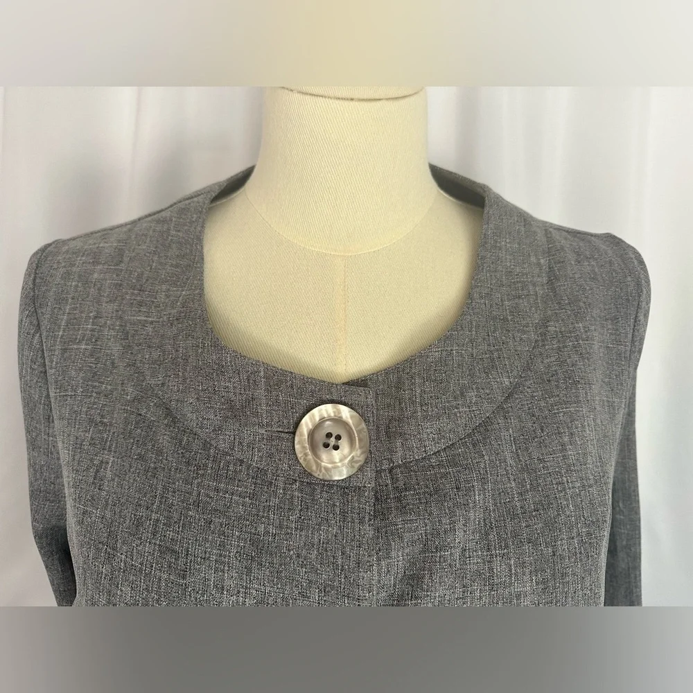 Allison Woods Gray Textured Jacket Size 14W Classic Chic (1249)